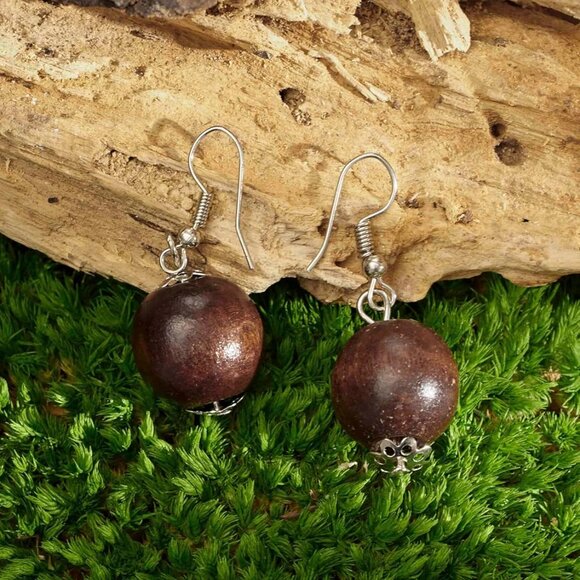 Vintage Wooden Beaded Necklace Multi Layered Unique Shape Women's Jewelry - Picture 9 of 9